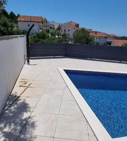 Mare Apartment